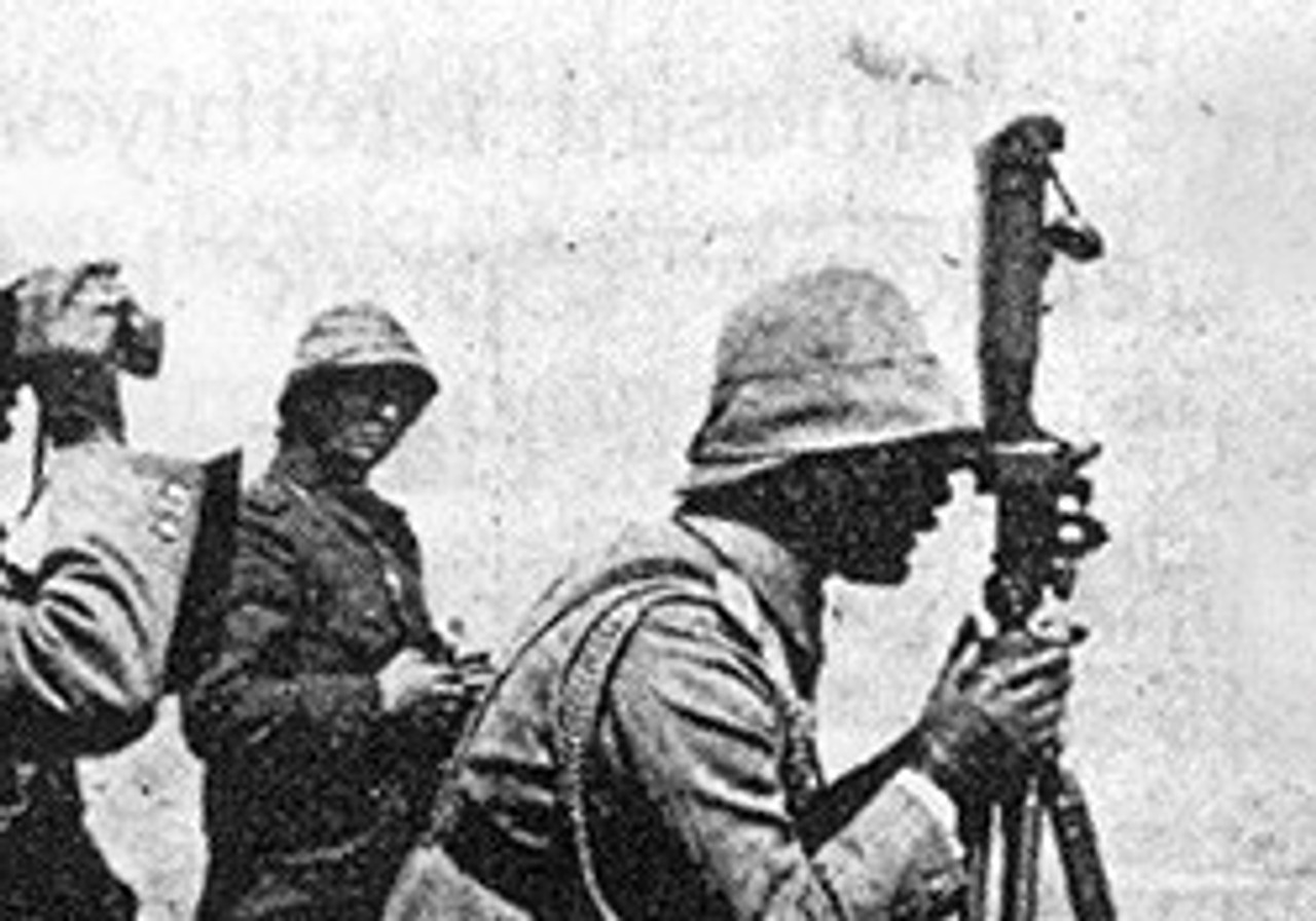 Çanakkale cephesinde Osmanlı askerleri ve siperler