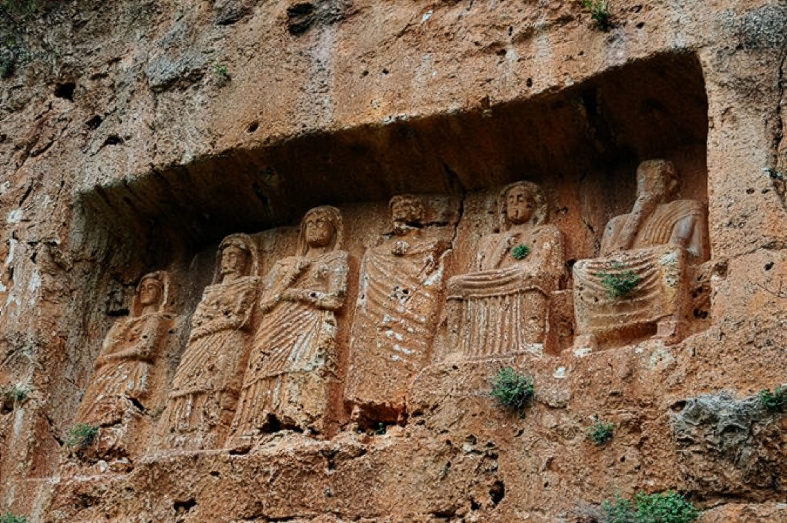 Mersin Anamur uçurumlarındaki antik yapılar
